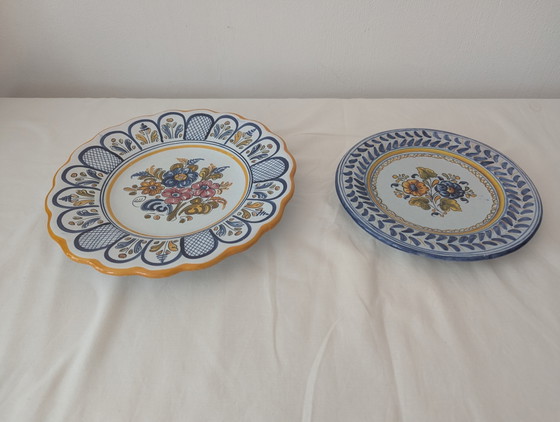 Vintage Spaanse Talavera Majolica keramische wandborden - Gesigneerd El Carmen & Carpicena - Set van 2 (photo 2 of 15)
