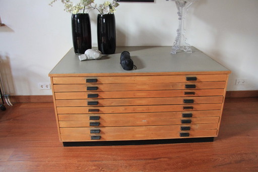 large architects or catalogue chest of drawers, vintage and high-quality finished with 9 drawers