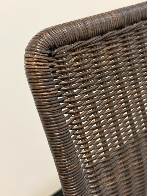 Design-Essplatz | Granittisch nach Maß + 2 FLY Peddigrohr-Stapelstühle – Esszimmergarnitur, Metall, Rattan (photo 8 of 15)