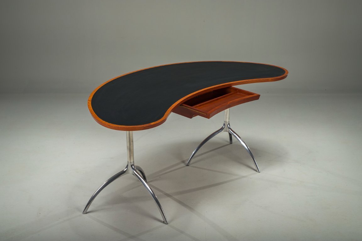 Model 909 Tree Table Desk toegeschreven aan Paolo Rizzatto voor