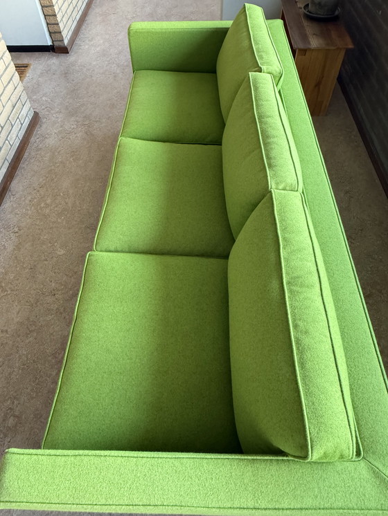 Image 1 of Artifort 905 divano design verde