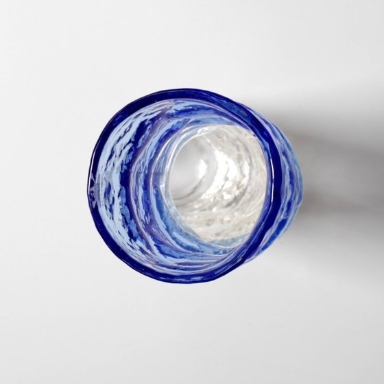 Image 1 of Vaso artistico vintage in vetro blu e trasparente / Decorazione per la casa soffiata a mano / Ivat / Italia / Anni '80