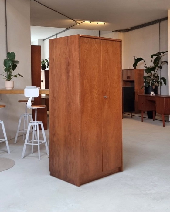 Image 1 of Garderobe aus der Mitte des Jahrhunderts