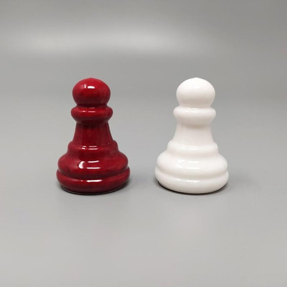 Image 1 of Italienisches Volterra-Schachset aus Alabaster aus den 1970er Jahren – selten in Rot und Weiß. Hergestellt in Italien.