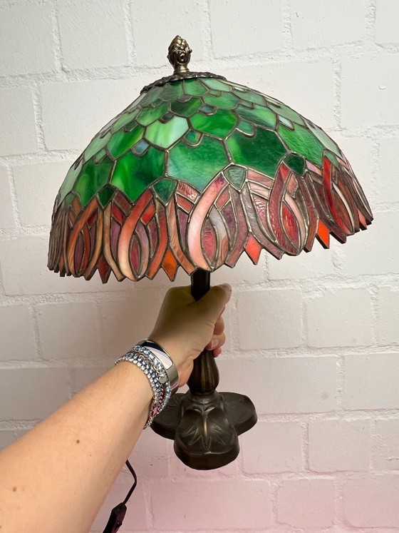 Image 1 of Green leaves Tiffany style Art Nouveau Art Deco table lamp desk living room lamp stained glass