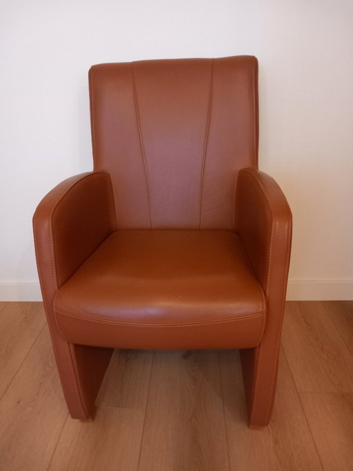 Vendo set di 4 sedie da pranzo in pelle