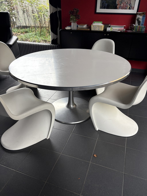 Vintage dining table Poul Cadovius: XL tulip table 140cm