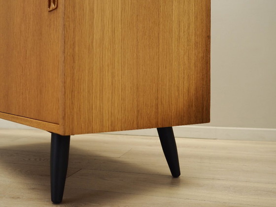 Image 1 of Mueble de fresno, diseño danés, década de 1960, fabricación: Dinamarca