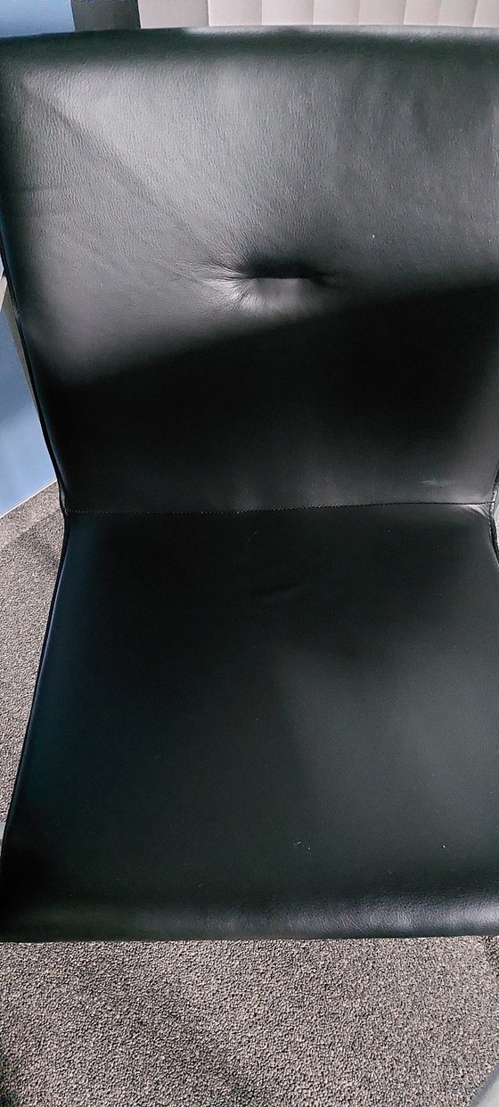 4x arco frame chair: aluminum legs and black leather seat, Dining chairs (photo 4 of 5)