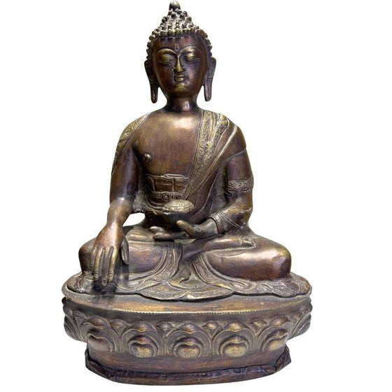 Antique Bronze Medicine Buddha on Lotus Base – Himalayan – Lot 430 – Decorative Objects (photo 9 of 18)