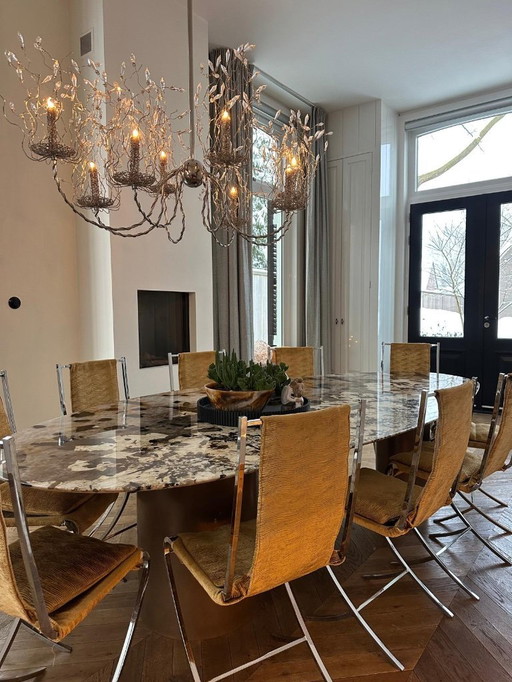 Magnifique ensemble de 10 chaises de salle à manger signées Pierre Cardin pour Maison Jansen