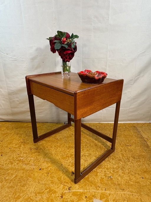Vintage G Plan Teak Side Table / Lamp Table – Mid Century Modern – 1960s  Bring timeless British mid-century design into your ho