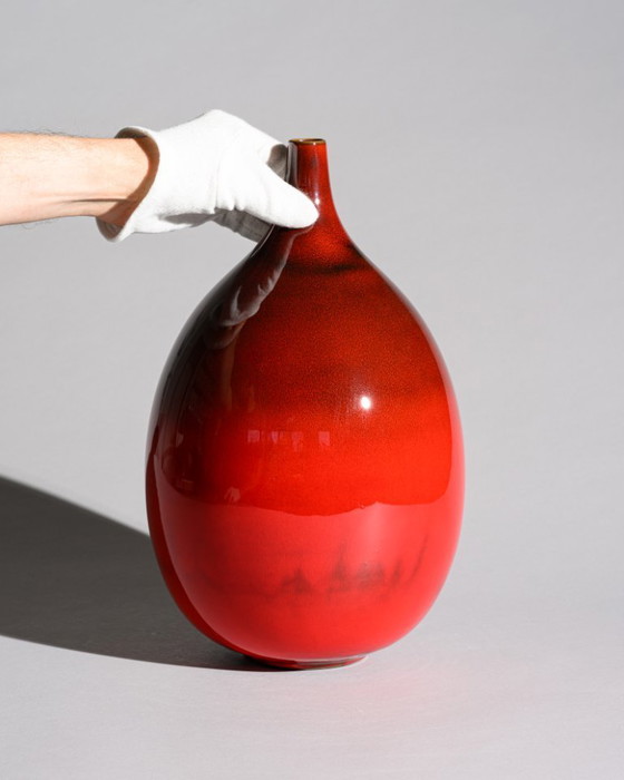 Image 1 of Vase monumental en céramique émaillée rouge Ernestine Cannon pour Ernestine Salerno, Italie