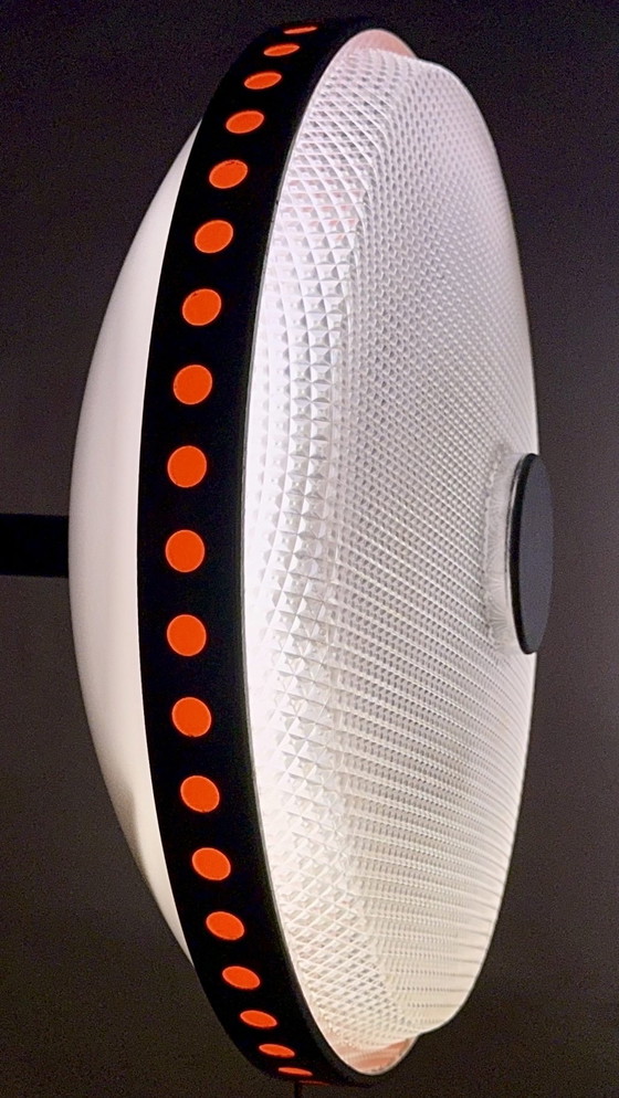 Image 1 of Vintage, enorme UFO-hanglamp – jaren 70, ruimtevaartstijl, oranje design