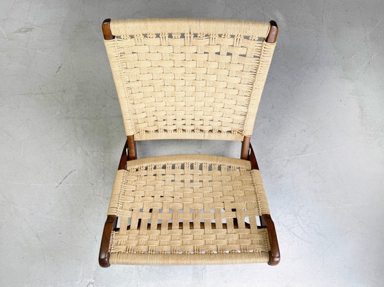 Image 1 of Sedia pieghevole di metà secolo simile alla poltrona in teak di Hans Wegner del 1960