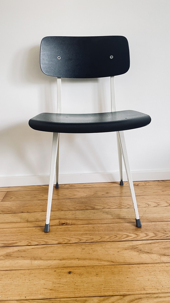 Image 1 of Résultat de la chaise Ahrend vintage