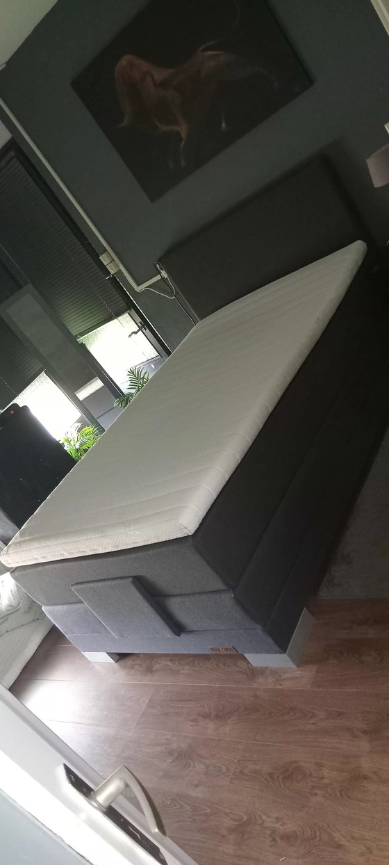 Image 1 of box spring 1.20