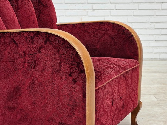 Image 1 of Anni '60, poltrona danese in velluto rosso ciliegia.