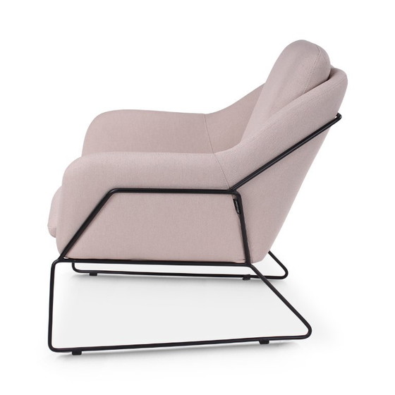 Fauteuil lounge avec cadre métallique et revêtement en tissu, Castle Line, Textile, Beige, Modern (photo 4 sur 6)