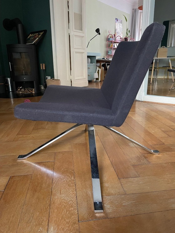 Image 1 of Swivel armchair Wave Lounge-Chair 901 "Tonon"