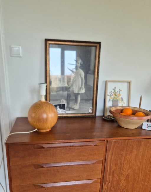 Vibtage Ikea type B602 table/globe lamp 1980s