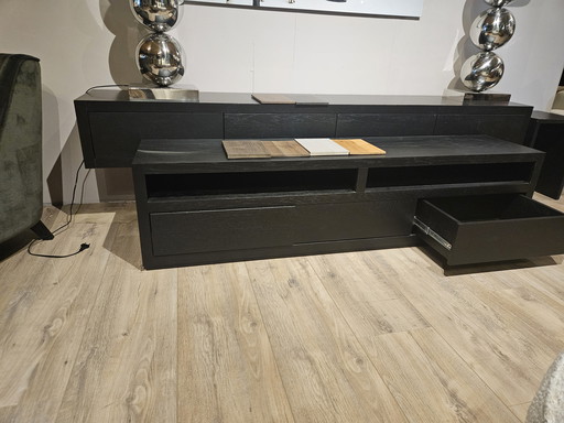 TV-Schrank aus Eiche mit 3 Schubladen