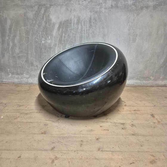 Image 1 of Fauteuil lounge vintage en fibre de verre, années 1970, design inspiré de l'ère spatiale