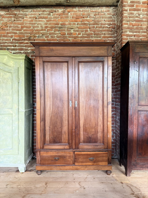 Armadio italiano antico 800 in noce