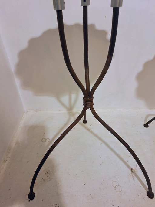 Marke Van Egmond Hinter Beistelltischen