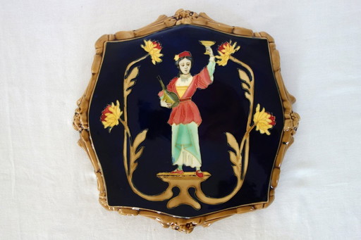 Salvamanteles art nouveau Longchamp de loza de principios del siglo XX