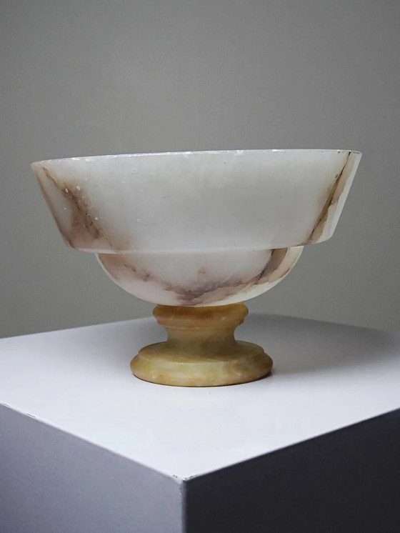 Vintage Italian Alabaster Bowl on Stand, White and Beige, 1960s., Stone (photo 7 of 11)