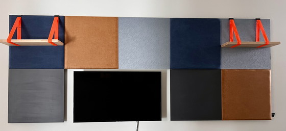 Image 1 of Paneles de pared Dock Four (8) con sistema de montaje y estantes.