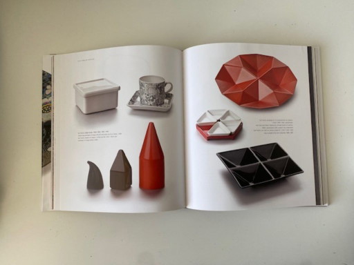 Arabia Edition Designmuseo Helsinki 2009 – koffietafelboeken, Paper (photo 2 of 5)