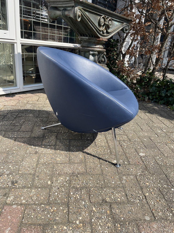 Image 1 of Artifort Hanna loungefauteuil, in kunstleder