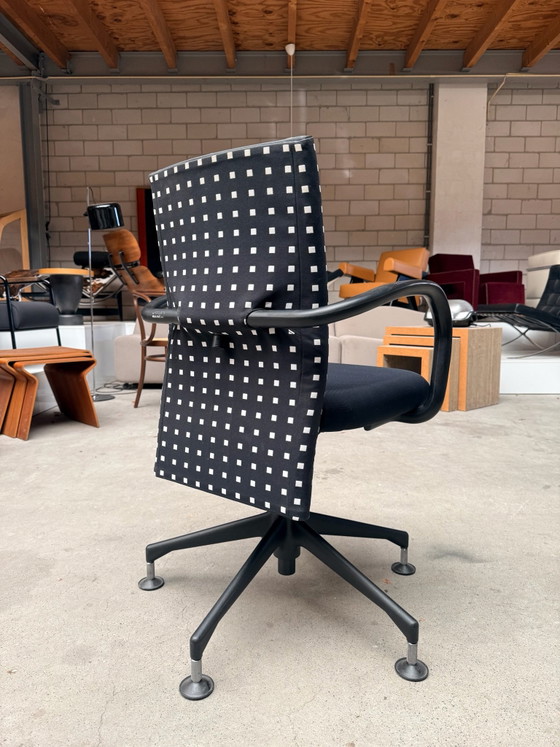 Vitra AC1 Office chair, Antonio Citterio (stock: 8), Metal, Plastic, Black (photo 12 of 15)