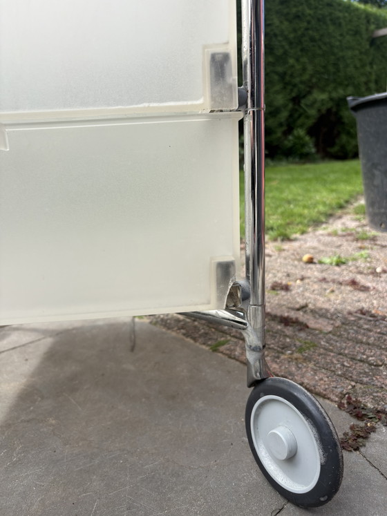 Meuble vintage Kartell Mobil 3 tiroirs 1 étagère / Blanc mat / Glace – Commodes, Metal, Plastic (photo 4 of 5)