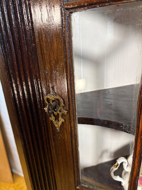 Image 1 of Antique Georgian Hanging Corner Cabinet – Circa 1830  A beautiful antique Georgian hanging corner cabinet dating from around 183