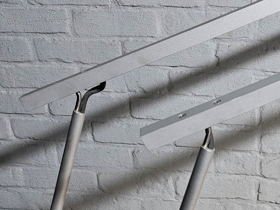 Image 1 of Maarten Van Severen, lampada da tavolo U-Line BA11 (1997) - Design minimalista belga.