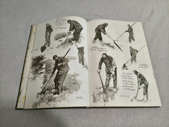 Image 1 of Rien Poortvliet    Te hooi en te gras 
