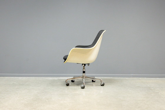 Image 1 of Silla de oficina con cojín suelto Eames