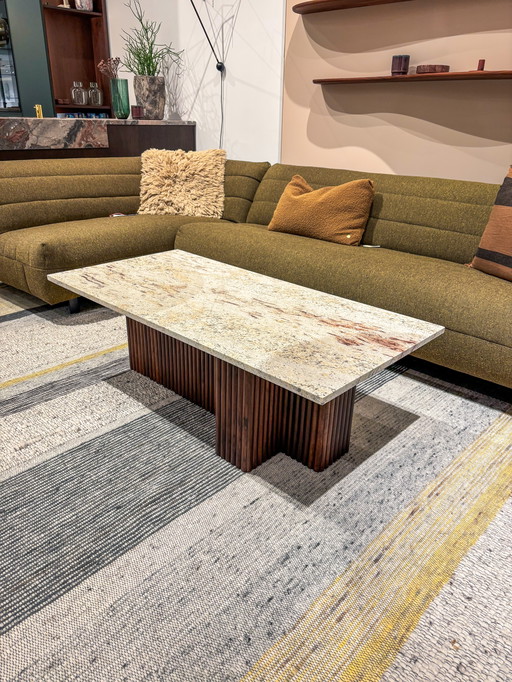 Table basse en noyer/granit