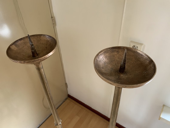 Image 1 of Deux chandeliers en bronze 