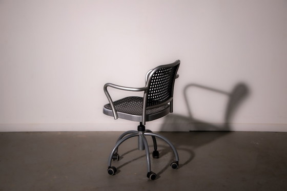 Image 1 of Silberner Bürostuhl von Vico Magistertti für De Padova