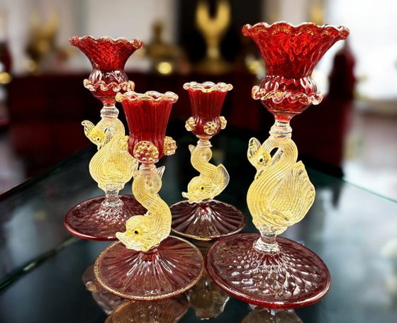 Image 1 of Murano - "Künstlerische Muranoglas-Kerzenhalter - Goldener Fisch und Rubinbecher (4er Set)