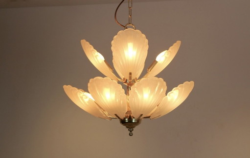 Lustre français en laiton avec coquilles en verre de Murano