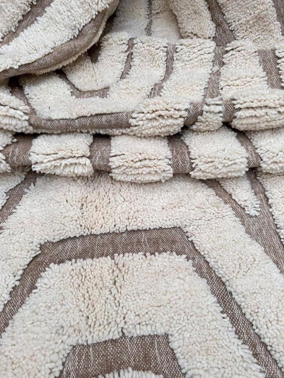 Image 1 of Alfombra marroquí color blanco roto con motivos geométricos, 180 cm x 280 cm