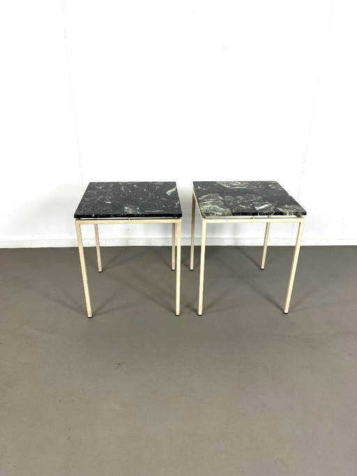 Beistelltische aus grünem Marmor im Mid-Century-Modern-Stil, 1960er Jahre.