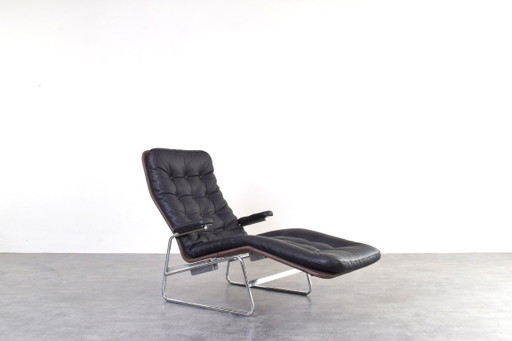Chaise longue modelo Fenix ​​de piel y cromo de Bauhaus, diseñada por Sam Larsson para Dux. – chaises longue, Metal, Leather