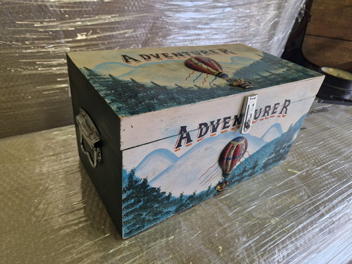 jolie boîte vintage en bois