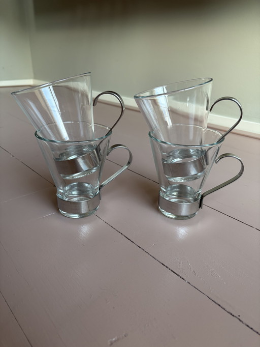 4 (thee) glazen met RVS handvat 